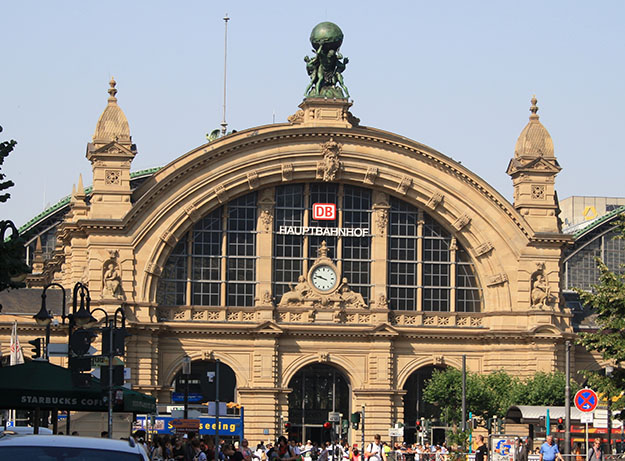 hauptbahnof in frankfurt