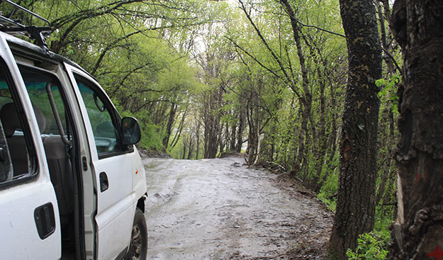 A jeep drive to the Gergeti Trinity Church