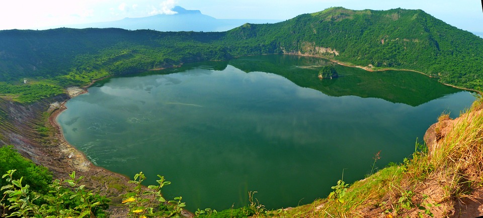 taal volcano in Phillippines