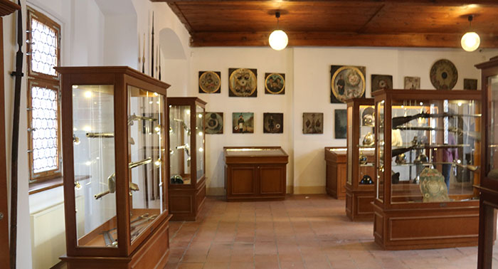 Display of artifacts in the Loket Castle