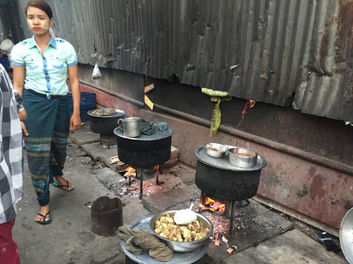 Street food in Yangon