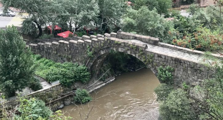 Sanahin Bridge